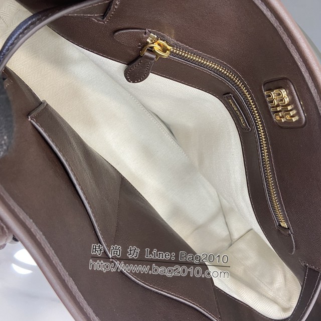 miumiu專櫃繆繆最新款女士Nappa羊皮革手提包 jh2340型號：5BG291